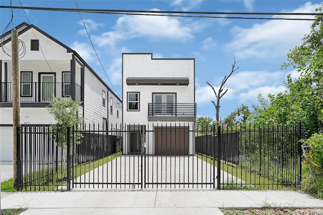 8018 Sealey St, Houston, TX 77088 - photo 2
