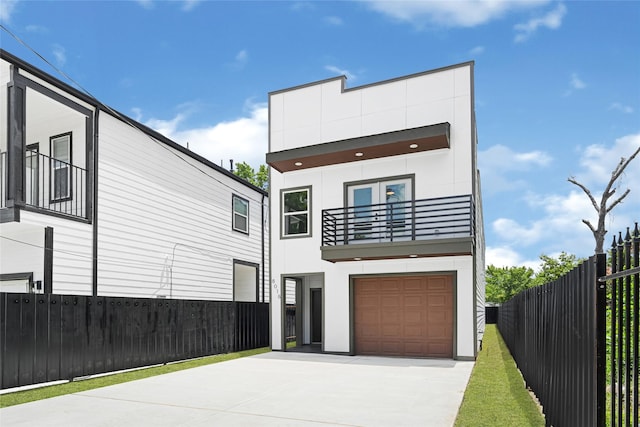 8018 Sealey St, Houston, TX 77088 - photo 3
