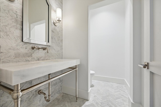 6626 Westchester Ave, West University Place, TX 77005 - half bathroom featuring toilet and vanity
