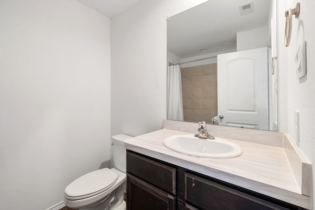 5122 Moonlit Garden Ln, Katy, TX 77449 - bathroom with vanity and a shower with curtain