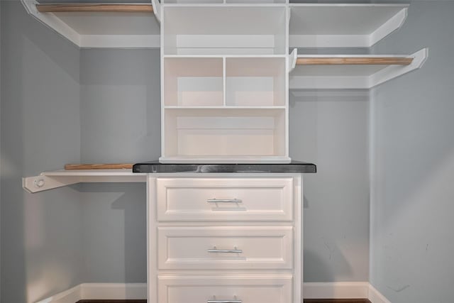 2106 Bidwell Dr, Houston, TX 77018 - view of walk in closet