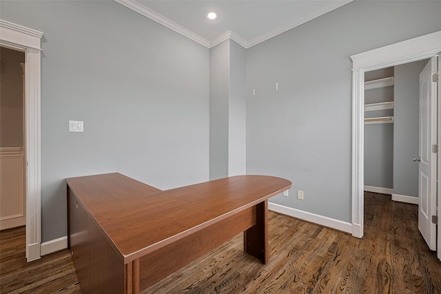 2106 Bidwell Dr, Houston, TX 77018 - unfurnished office featuring wood finished floors, ornamental molding, and recessed lighting