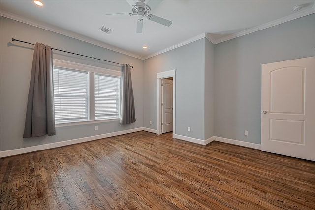 2106 Bidwell Dr, Houston, TX 77018 - unfurnished room with crown molding, dark wood-style flooring, a ceiling fan, recessed lighting, and a smoke detector