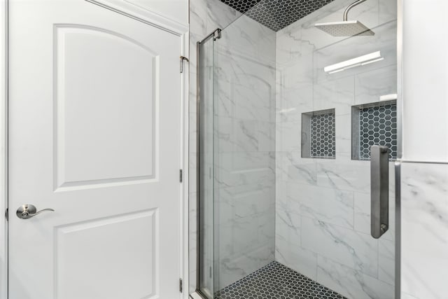 1419 Montrose Blvd Unit 301, Houston, TX 77019 - full bath with a marble finish shower