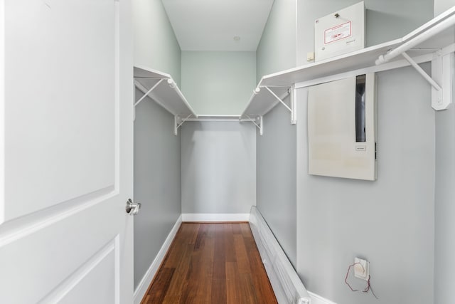 1419 Montrose Blvd Unit 301, Houston, TX 77019 - walk in closet featuring wood finished floors