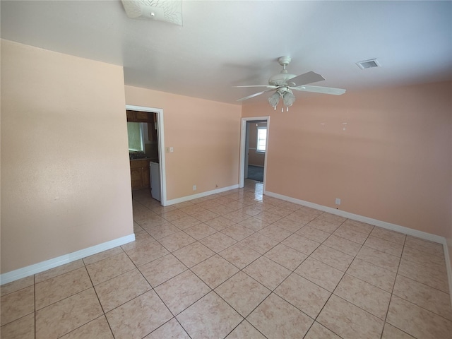 6714 Underhill St, Houston, TX 77092 - unfurnished room featuring light tile patterned floors and ceiling fan