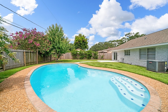 2111 Bron Holly Dr, Houston, TX 77018 - view of swimming pool with a fenced backyard and a patio