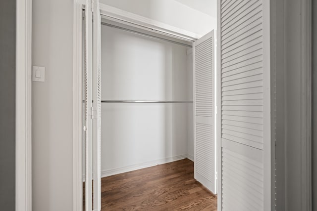 2111 Bron Holly Dr, Houston, TX 77018 - view of closet