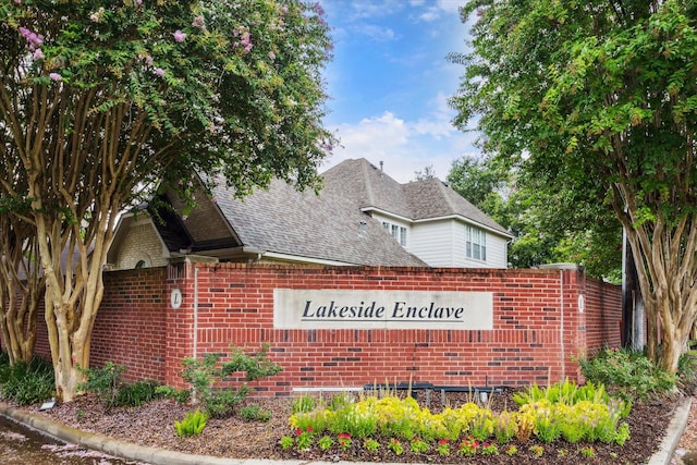 3214 Lakeside Trl, Houston, TX 77077 - photo 2