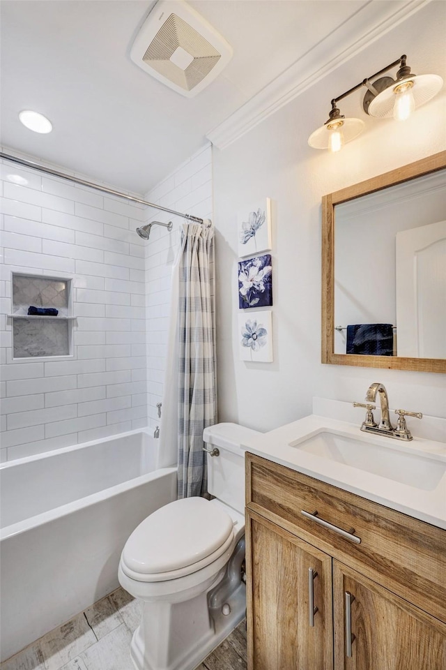 3739 University Blvd, Southside Place, TX 77005 - bathroom featuring vanity, shower / bath combo, and crown molding