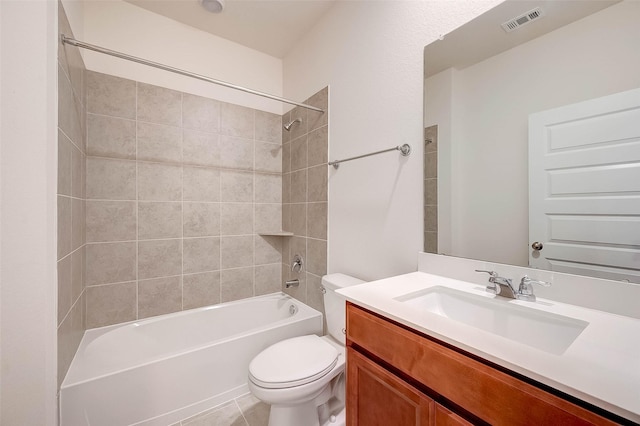 18822 Fulvetta Haven Way, Richmond, TX 77407 - full bath featuring vanity and washtub / shower combination
