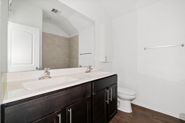 20213 Portbec Dr, New Caney, TX 77357 - full bathroom with double vanity and wood finished floors