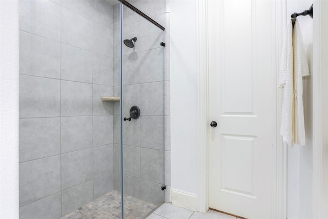 29110 Davenport Dr, Katy, TX 77494 - full bath featuring a tile shower and tile patterned floors