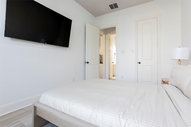 29110 Davenport Dr, Katy, TX 77494 - bedroom featuring light wood finished floors and baseboards