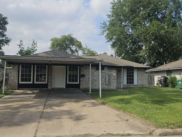 6523 Hanley Ln, Houston, TX 77016 - single story home with a front yard and concrete driveway