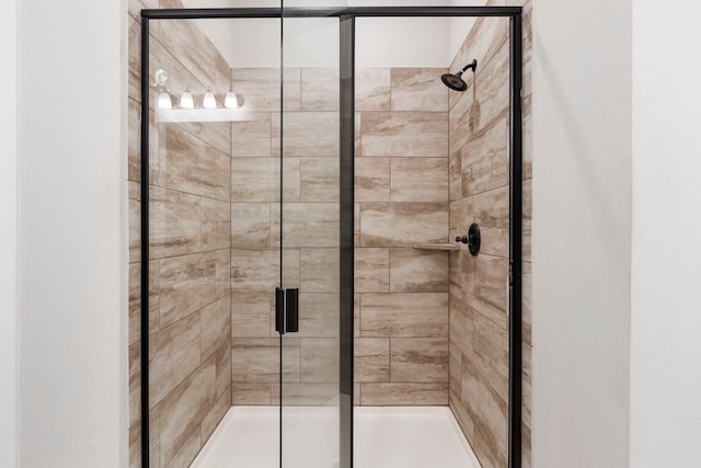 10005 Red Beadtree Pl, Conroe, TX 77385 - full bathroom featuring a stall shower