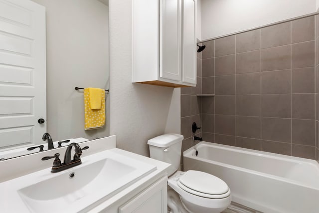 10005 Red Beadtree Pl, Conroe, TX 77385 - bathroom featuring vanity and bathing tub / shower combination