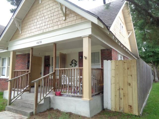 4618 Clay St, Houston, TX 77023 - photo 2