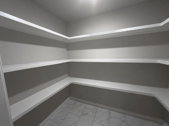 9013 Lugary Dr, Houston, TX 77074 - view of pantry