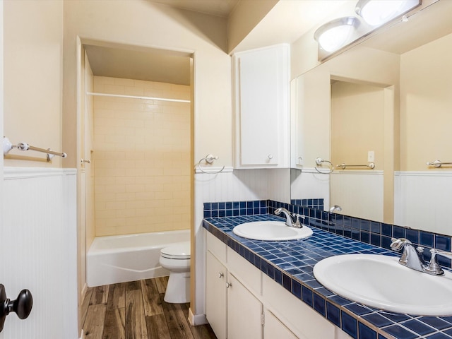 11306 Valley Stream Dr, Houston, TX 77043 - photo 33
