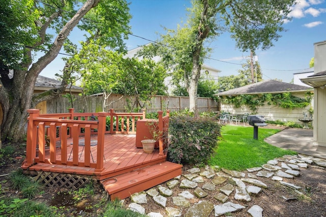 6249 Piping Rock Ln, Houston, TX 77057 - deck featuring a fenced backyard and a patio area