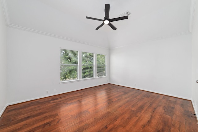 4444 Victory Dr Unit 26, Houston, TX 77088 - empty room featuring wood finished floors, a ceiling fan, and vaulted ceiling