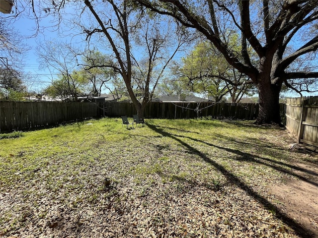 1901 Greenbrook Pkwy, Austin, TX 78723 - view of fenced backyard