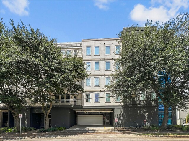 505 Jackson Hill St Unit 206, Houston, TX 77007 - photo 3
