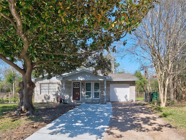 3215 Soway St, Houston, TX 77080 - ranch-style house with driveway and a garage