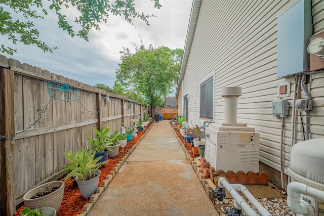 13515 W Hollowgreen Ct, Houston, TX 77082 - photo 26