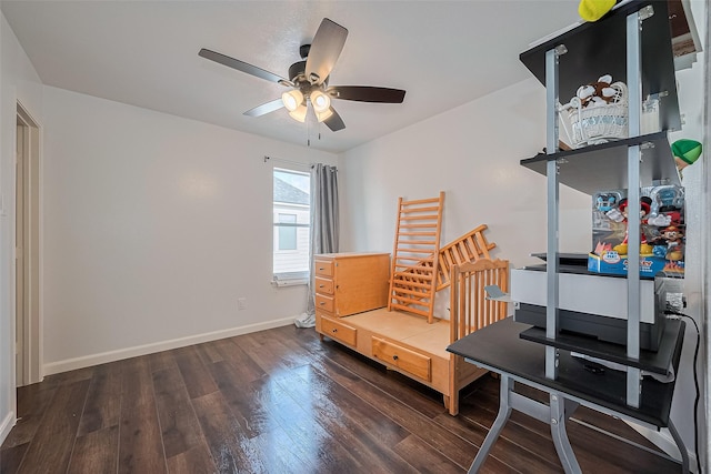14212 Rocky Briar Ln, Rosharon, TX 77583 - living area featuring wood finished floors and a ceiling fan