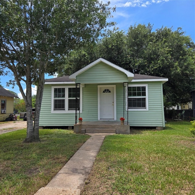 1003 Merchant St, El Campo, TX 77437 - photo 2