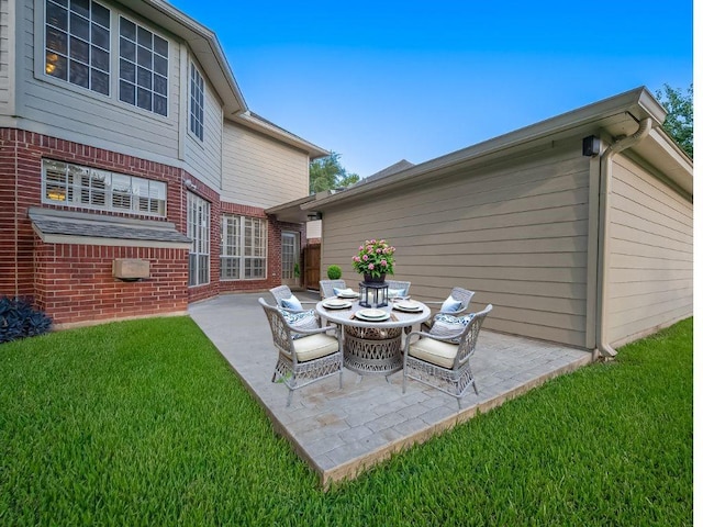1902 Rosebay Ct, Sugar Land, TX 77479 - view of patio / terrace