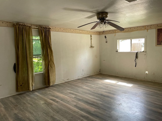 8502 Carlos St, Houston, TX 77029 - photo 12