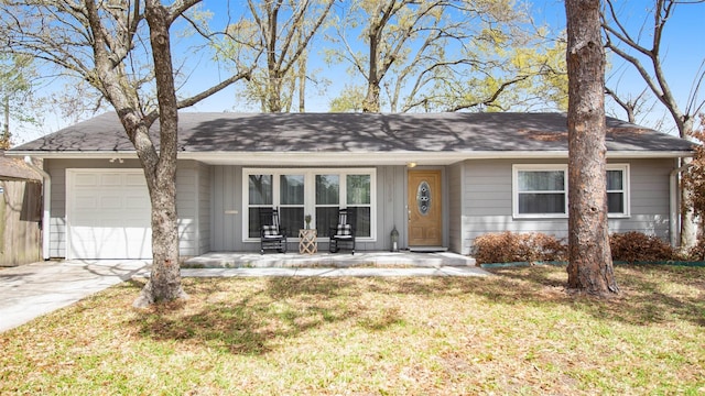 8106 Montridge Dr, Houston, TX 77055 - single story home with an attached garage, a front lawn, concrete driveway, and roof with shingles