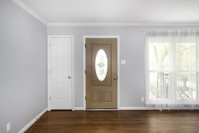 8106 Montridge Dr, Houston, TX 77055 - foyer entrance featuring ornamental molding and wood finished floors
