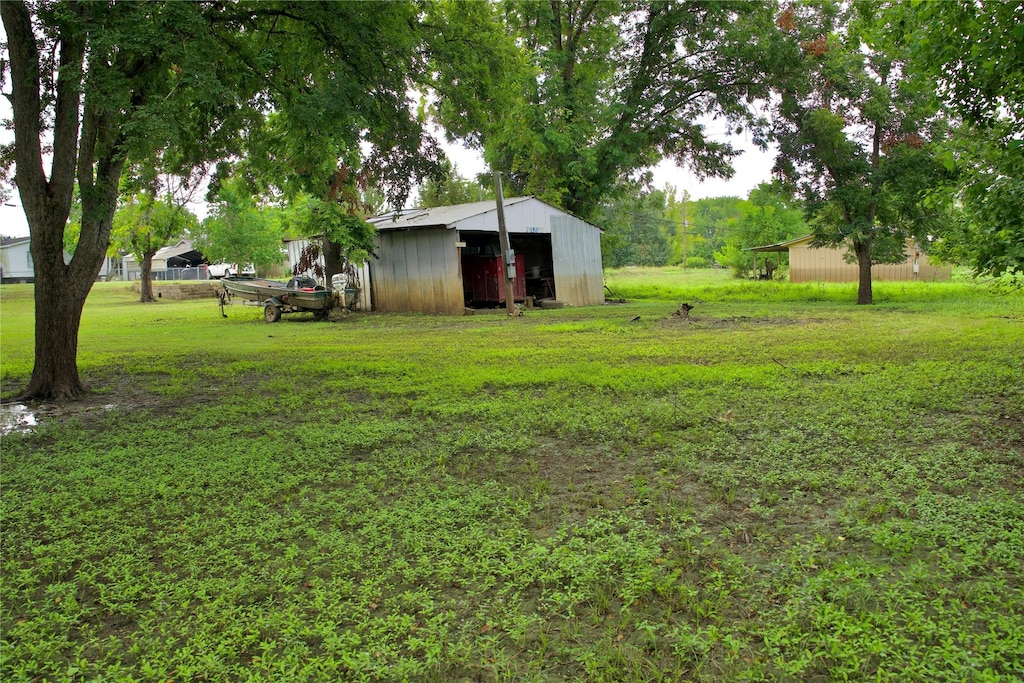 150 White Oak Dr, Trinity, TX 75862
