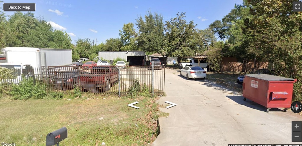 143 Hollyvale Dr, Houston, TX 77060 - view of concrete surface