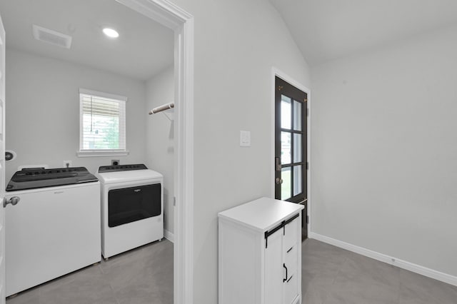 18529 Meadow Point Ln, Montgomery, TX 77316 - washroom featuring independent washer and dryer and baseboards