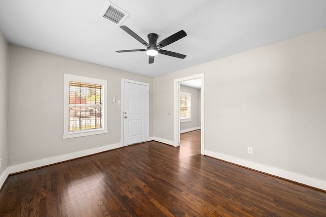 5519 Chapman St, Houston, TX 77009 - empty room with wood finished floors and a ceiling fan