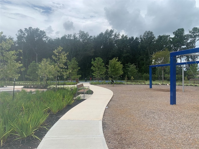 15318 Laceleaf Trl, Houston, TX 77044 - surrounding community