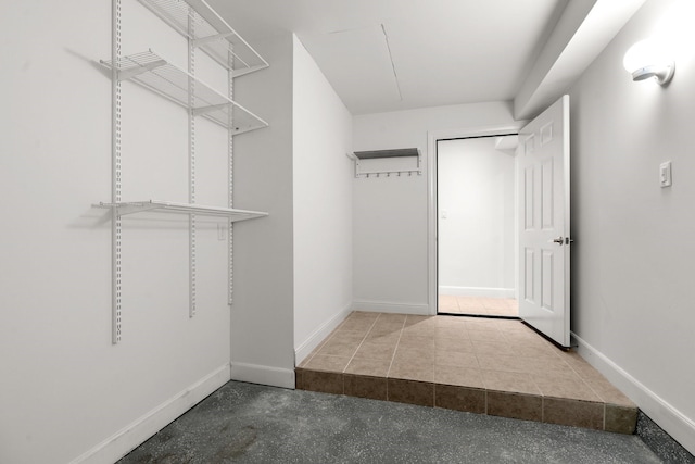 2409 Dryden Rd, Houston, TX 77030 - view of spacious closet