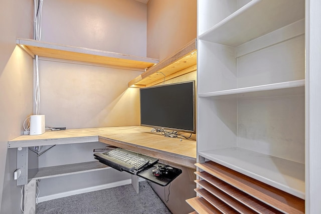 2315 Huldy St, Houston, TX 77019 - office space featuring carpet floors and baseboards