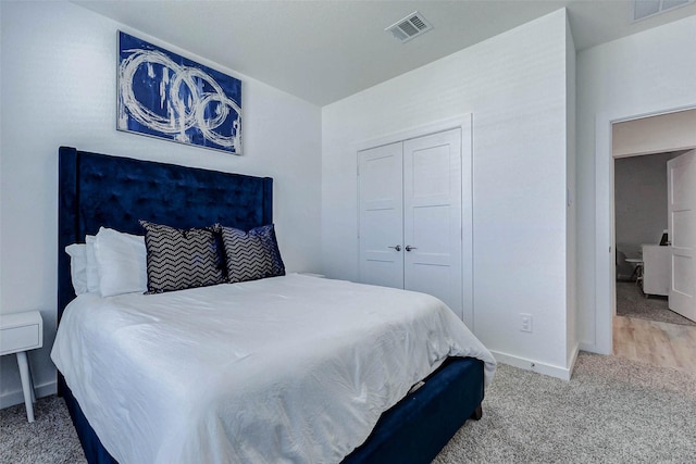 3368 Voda Bend Dr, Katy, TX 77493 - carpeted bedroom featuring a closet and baseboards