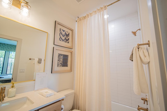 1720 Sedola Ln, Houston, TX 77055 - bathroom with vanity and shower / bathtub combination with curtain
