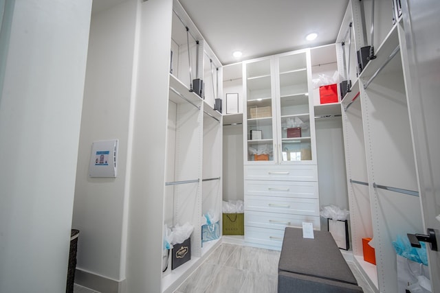 1720 Sedola Ln, Houston, TX 77055 - view of spacious closet