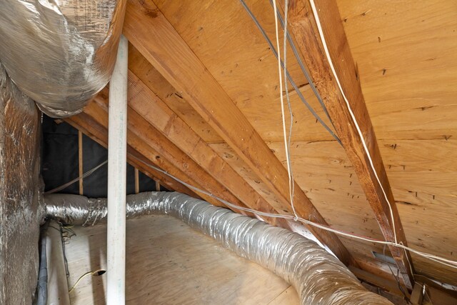 2101 Rocky Creek Ln, Pearland, TX 77581 - view of attic