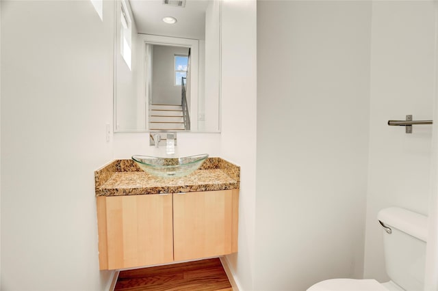 2232 Leeland St, Houston, TX 77003 - bathroom with toilet and vanity
