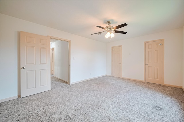 982 W Donovan St, Houston, TX 77091 - unfurnished room featuring light carpet and ceiling fan
