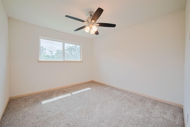 982 W Donovan St, Houston, TX 77091 - unfurnished room with carpet floors and a ceiling fan